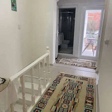 Annemotia - 2 Storey House With Garden In Greek Neighborhood Vakantiehuis Ayvalı