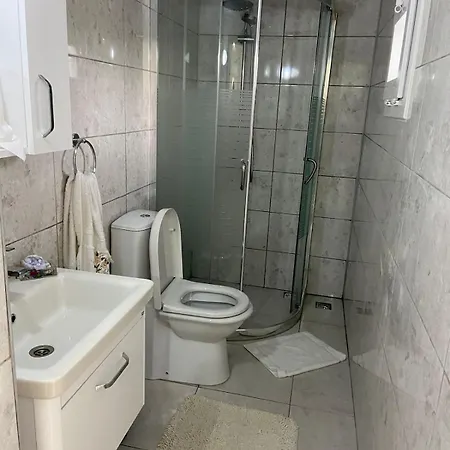 Annemotia - 2 Storey House With Garden In Greek Neighborhood Ayvalı